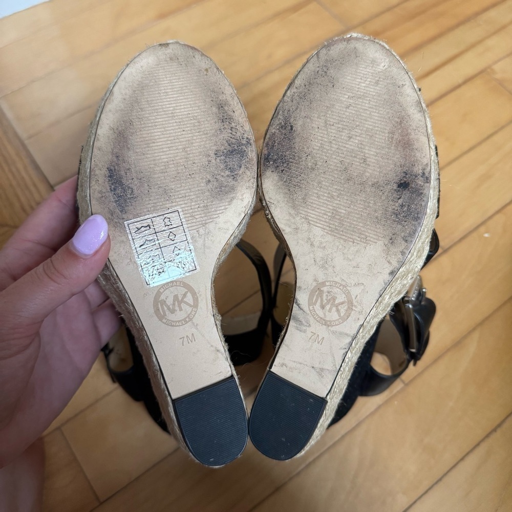 Michael Kors wedge sandals - Picture 6 of 7